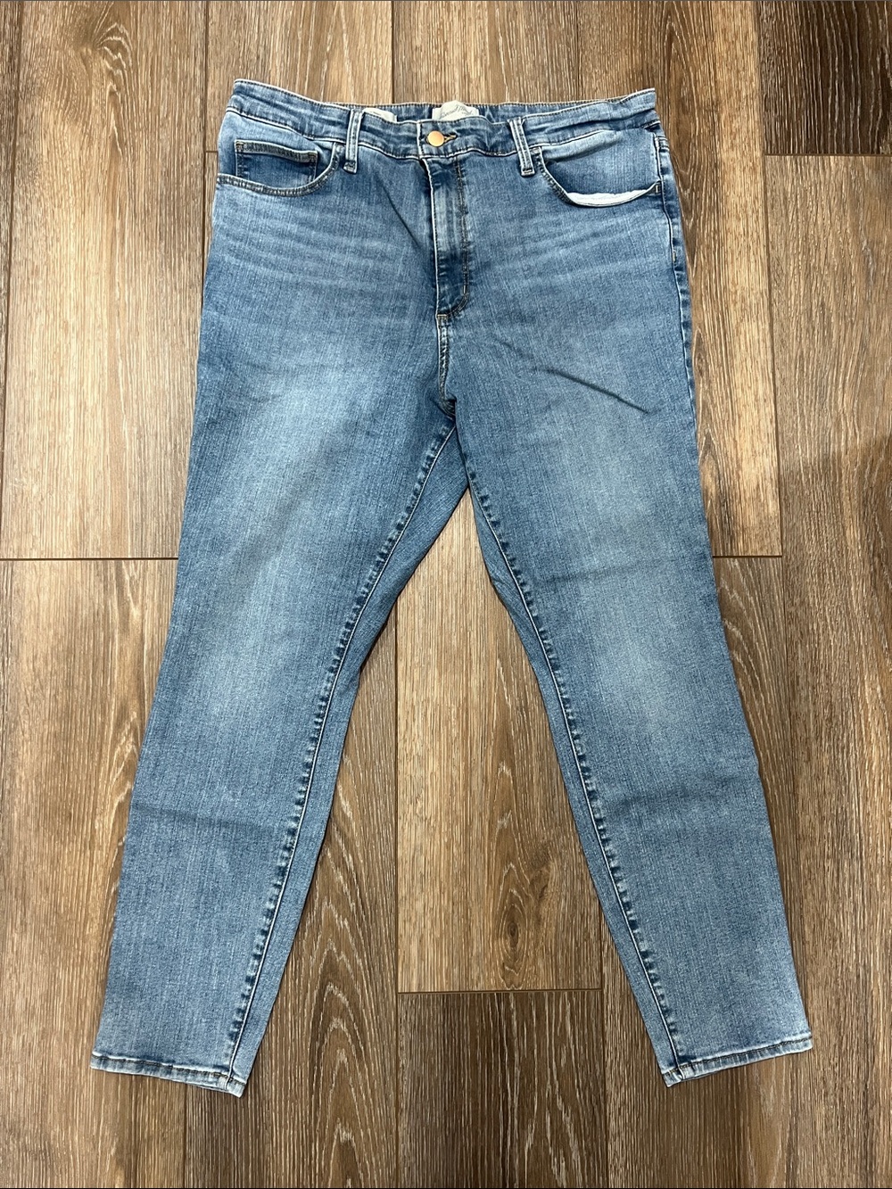 Size 16 SHORT Universal Thread Slim Light Blue High Rise Skinny Jeans 16S